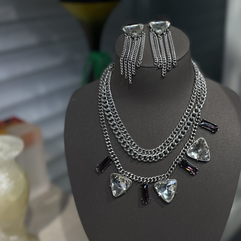 Unisex set: ogrlica i naušnice od legure, elektroplatirano, kristalni privjesci, geometrijski dizajn, stil hladnog vjetra