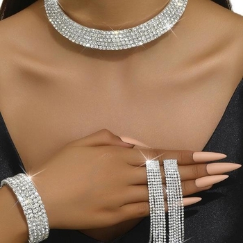 Ženski set nakita od bakra s rhinestones: choker ogrlica, narukvica i naušnice s rhinestones; uzorak zvijezda/sunce i mjesec/oblaci/vesmír