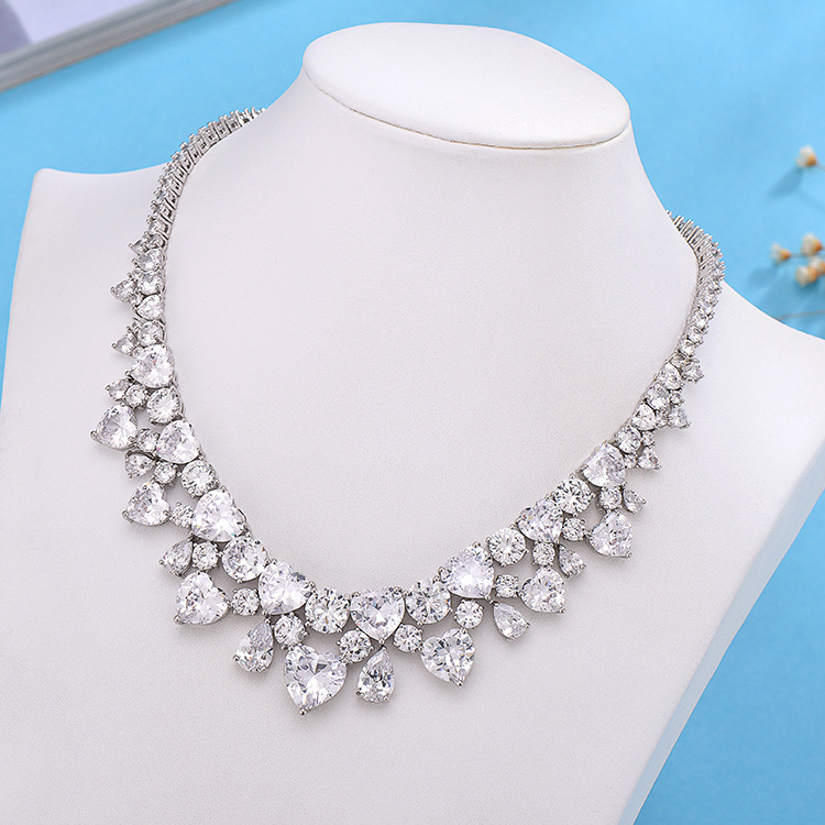 Vjenčani set ogrlice i naušnica - bakar, cirkon ugrađen, puni lanac, srčani motiv