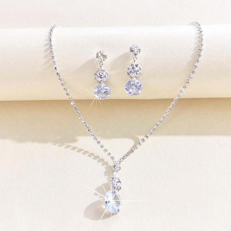 Set de bijuterii din cupru cu strasuri – cercei și colier, electroplacat, pandantiv din cristal artificial, lanț standard, stil proaspăt și dulce, primăvara 2024