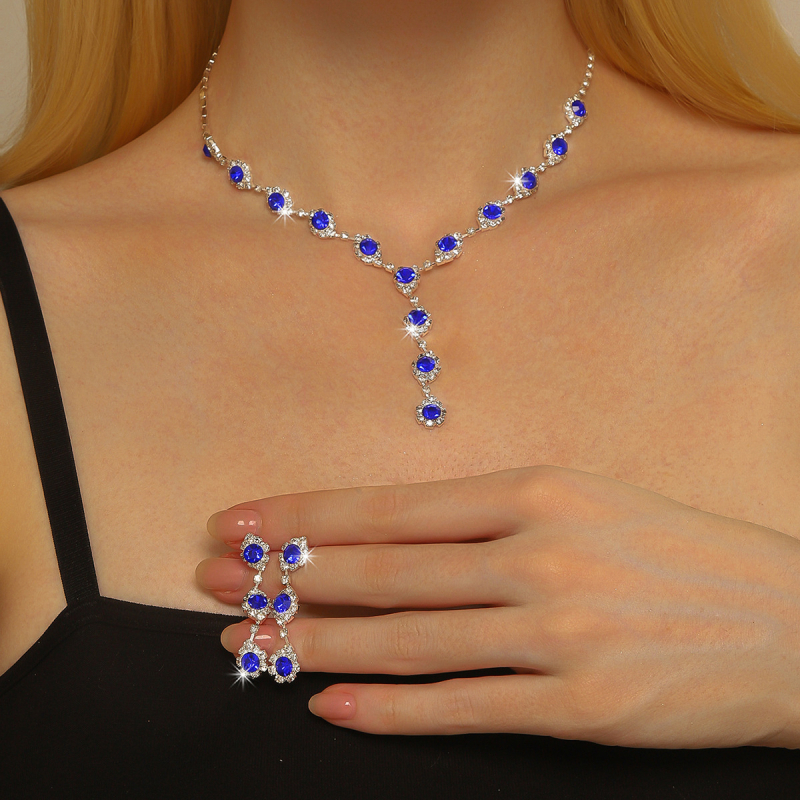 Set de bijuterii pentru femei: colier și cercei cu lanț claw-chain din metal, cristal, electroplating, model zodiac