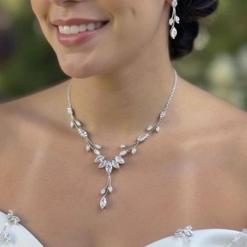 Ženski set nakita – Naušnice i ogrlica, O-oblika lančića, Rhinestone materijal, Listni uzorak, Ručno izrađeno