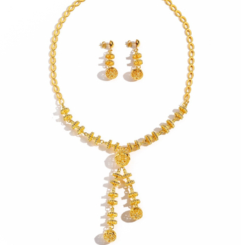 Set de bijuterii (cercei + colier) | aliaj, finisaj cu diamant, model cu plante și flori, lanț simplu, lansare toamna 2024