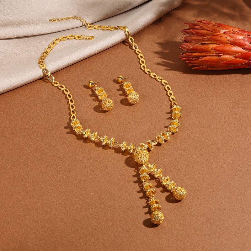 Set de bijuterii (cercei + colier) | aliaj, finisaj cu diamant, model cu plante și flori, lanț simplu, lansare toamna 2024