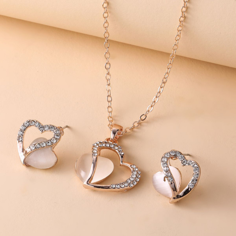 Set colier și cercei 3D inimă, aliaj, cu pietre încrustate mixte, lanț O