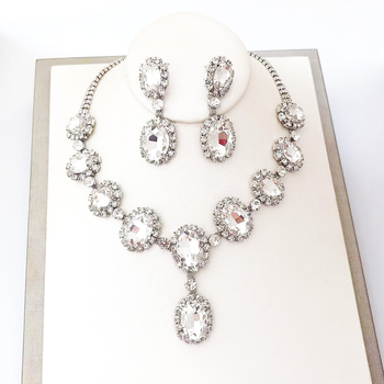 Set colier și cercei cu cristale ovale – pandantiv din cristale, lanț drept