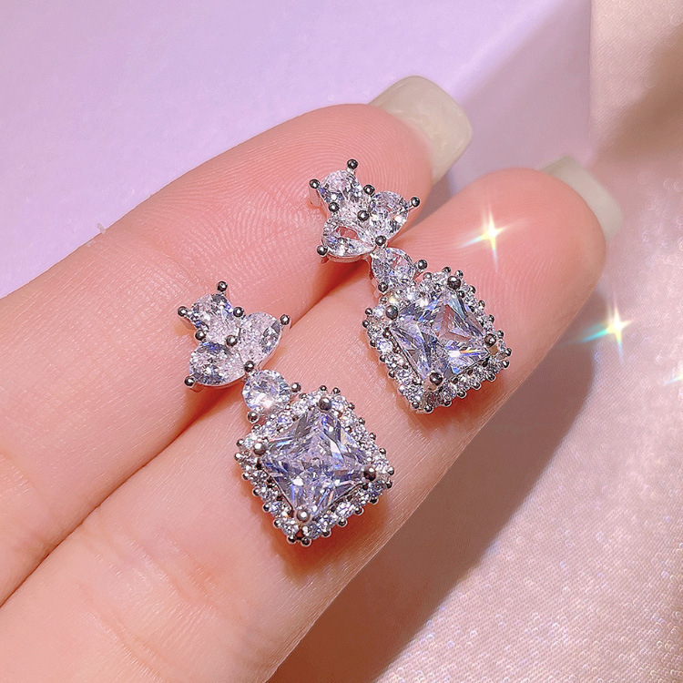 Princess Square Diamond Set de bijuterii — bază din cupru, prelucrare cu diamant, încrustare din pietre mixte, model geometric, cercei, inel și colier