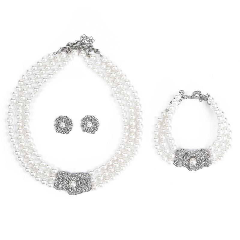 Set de bijuterii din perle artificiale, șiruri multiple de rhinestones, colier cu perlă pe lanț; include cercei și brățară