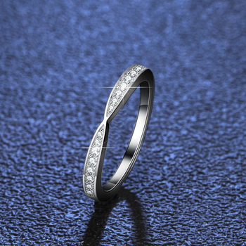 Prsten od srebra 925 s Moissanitom, geometrijski križni dizajn, za žene