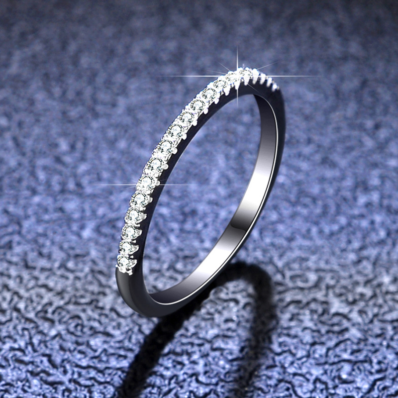 Moissanite gyűrű, egysoros koronás kivitel, 925 ezüst, elektroplatázás
