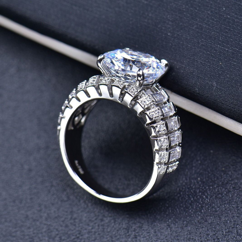 Inel din argint 925 cu moissanit, placat cu aur alb 18K, 5 ct