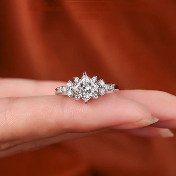 Moissanite prsten s princess-cut kvadratnim rezom od 925 srebra, za žene