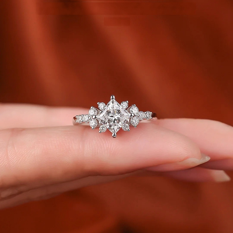 Moissanite prsten s princess-cut kvadratnim rezom od 925 srebra, za žene
