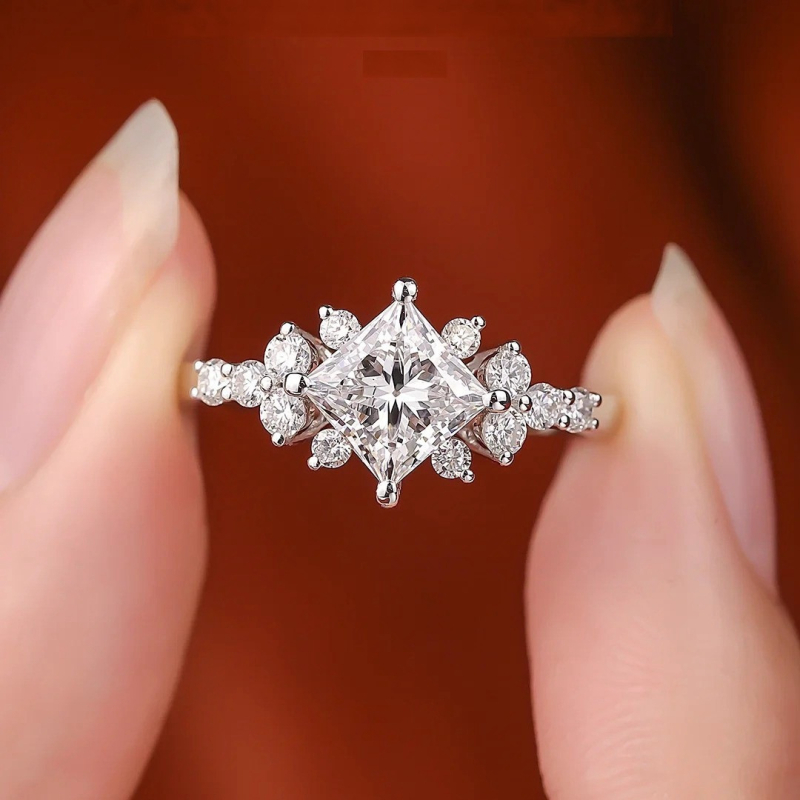 Moissanite prsten s princess-cut kvadratnim rezom od 925 srebra, za žene