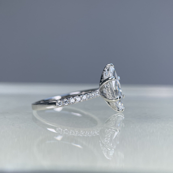 925 ezüst gyűrű, rombusz alak, moissanit berakás, nőknek, fényűző esküvői gyűrű