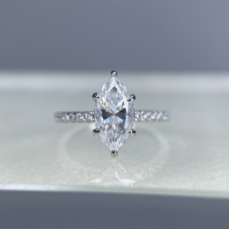 925 ezüst gyűrű, rombusz alak, moissanit berakás, nőknek, fényűző esküvői gyűrű