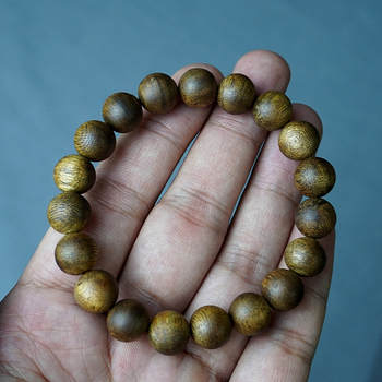 Гривна от Qinan agarwood, китайски стил, ръчна изработка и полиране, подходяща за бизнес подаръци, есен 2023