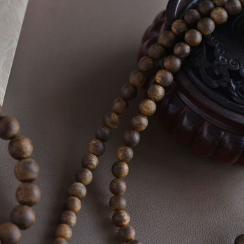 Brățară din Agarwood, design simplu, unisex; mărgele rotunde, 108 bucăți, finisaj lustruit.