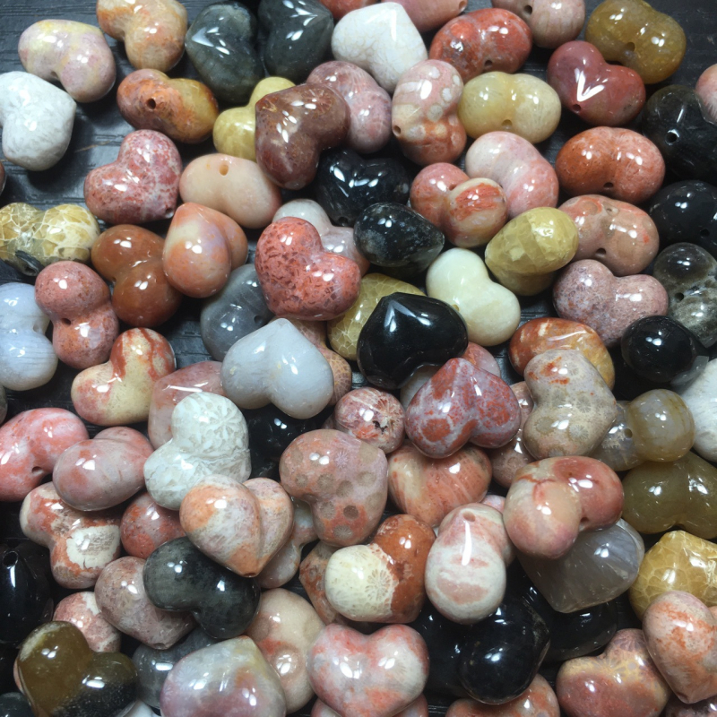 Brățară din jad coral, în formă de inimă, lustruită, versatilă pentru bărbați și femei