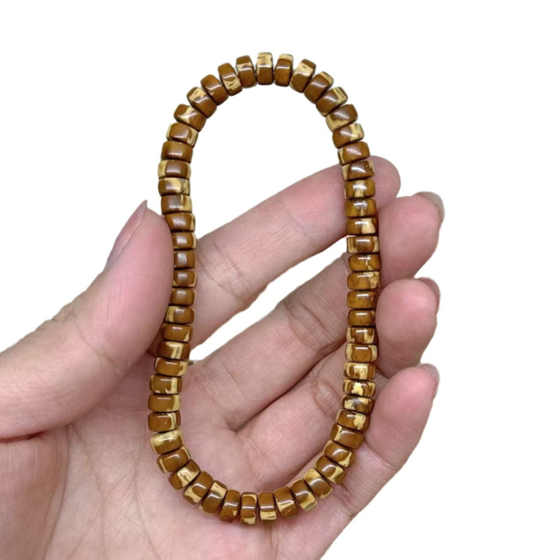 Brățară unisex cu mărgea gravată în formă de șoarece, o mărgea rotundă (vară 2024)