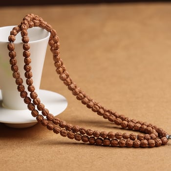 Brățară Bodhi din lemn | Natural, unisex; Forma: brățară; Finisaj profund lustruit; Origine: Indonezia