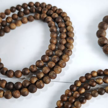 Agarwood karkötő, etnikus stílusú, uniszex, szöveges gyöngyökkel, kézzel készített, 108 gyöngy