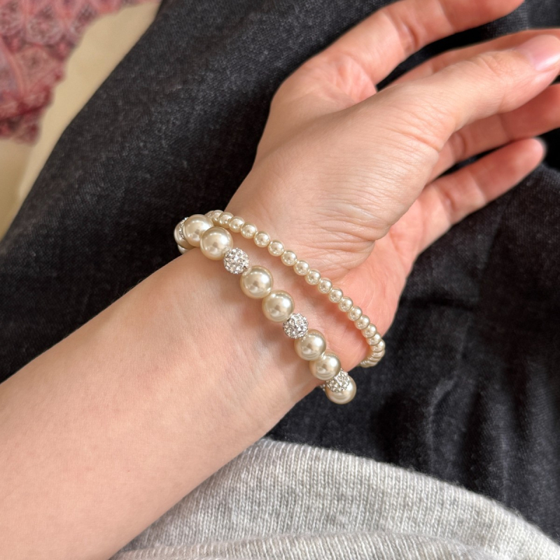 Brățară din perle artificiale, design geometric modern minimalist, micro-setare