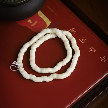 Bijele Jade Bodhi perle, trake, 120 komada, dijagonalno rezano, 12 mm, narukvica