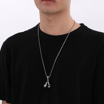 Privjesak rukavice za boksa iz nehrđajućeg čelika, minimalistički stil, elektroplatni završetak, boksački motiv (nehrđajući čelik; elektroplatina; minimalistički stil; boksački motiv)