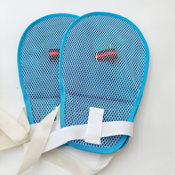 Kétoldalas hálós bélésű kesztyű poliészter alapanyagból, karcolás elleni és húzás elleni védelemmel, kézre