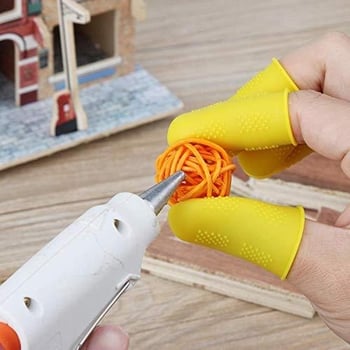 Set silikonskih zaštitnika za prste u tri veličine: veliko, srednje, malo – otporno na visoke temperature, zaštita od opeklina
