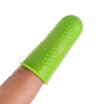 Set silikonskih zaštitnika za prste u tri veličine: veliko, srednje, malo – otporno na visoke temperature, zaštita od opeklina