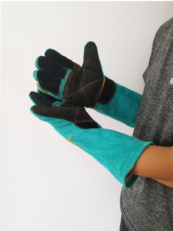 Aukštos kokybės galvijų odos gyvūnų apsaugos pirštinės — prieš įkandimus, įbrėžimus, peilio ir pjovimo atsparios; skirtos namų treniruotėms, veterinarijos klinikoms, safari parkams, lauke