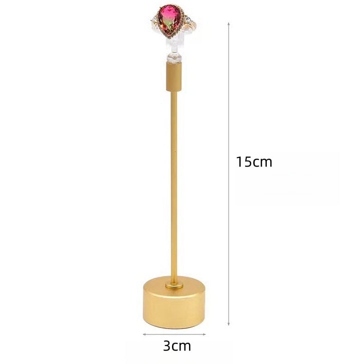 Suport de afișare pentru bijuterii din metal – construcție metalică, primăvara 2024, stil avansat