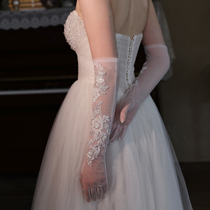 Дълги сватбени ръкавици с дантелена бродерия и мъниста (Полиестер, стил WG215, персонализируеми)