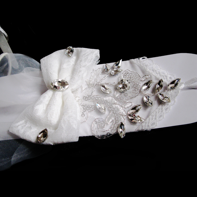 Булчински ръкавици без пръсти от мрежеста материя с дантелен кант и голям пандел, стъклени кристали, елегантен корейски стил