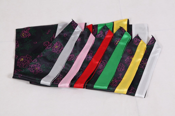 Унисекс академична роба с драпирана тъкан и шалкова яка, найлон