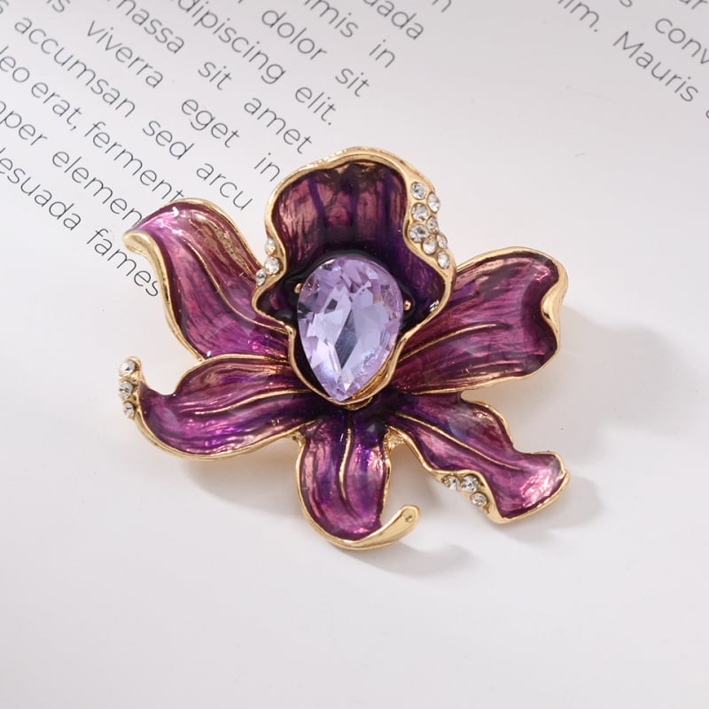 Cvjetna vintage broš za kapute — cinkova legura, elektroplatiranje, jesen 2025