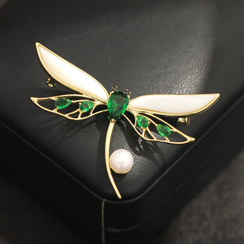 Broš s motívom insekta, bakar, elektroplatiranje, elegantan stil, šifra 8850891501