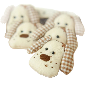 Textil virág kitűző — kézzel készített Mori-stílus, irodalmi retro dekoráció