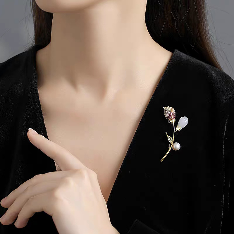 Broșă bujor în stil coreean cu zirconiu, accesoriu floral din aliaj de zinc, finisaj electroplatate, stil pastoral