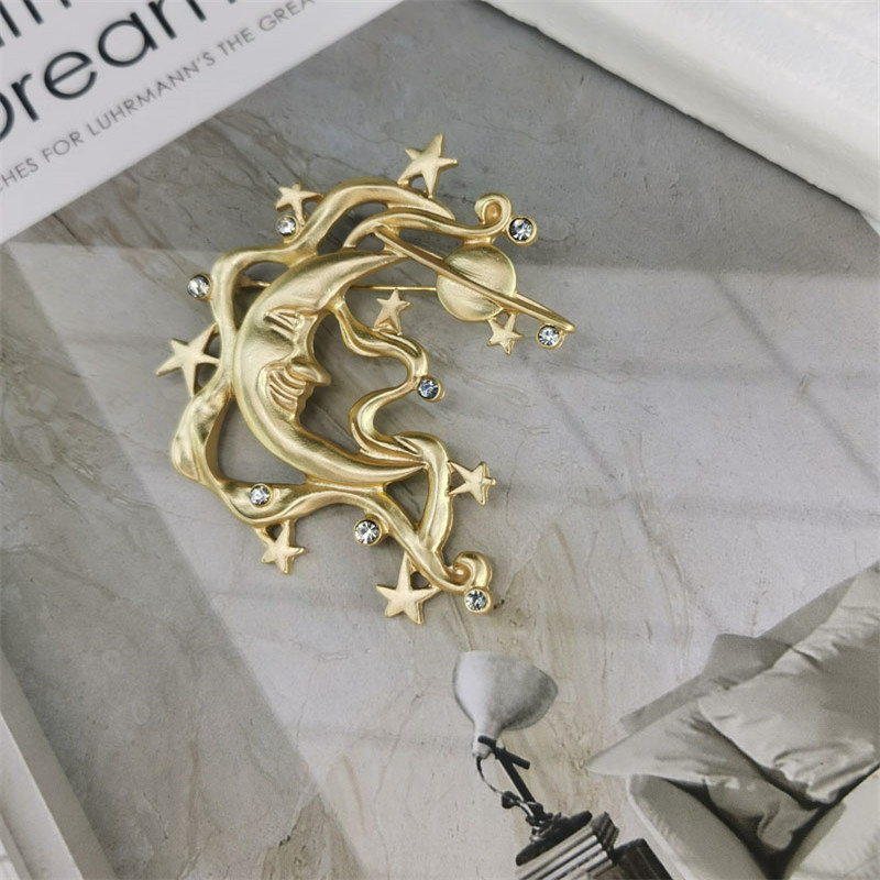 Broșă din aliaj | Stil: pentru îmbrăcăminte | Model: Constelație | Finisaj: aur încrustat | Material: aliaj