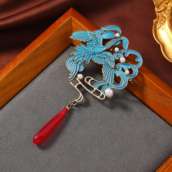 Brosă din aliaj cu motiv animal, cu perle montate, în stil retro național