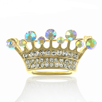 Ötvözetből készült korona, gyémánt díszítésű brooch — uniszex, könnyed luxus, stílus: korona, feldolgozás: gyémánt, dekoráció