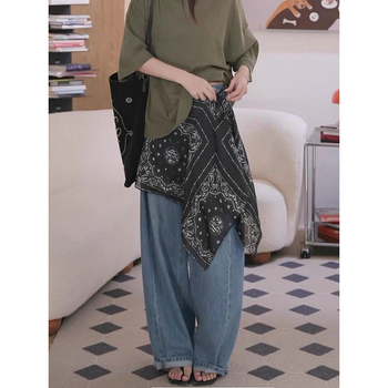 Vaikų ahato papuošalai su konstelacijos forma – minimalistinis stilius, aliejaus paviršius, 2021 metų vasara