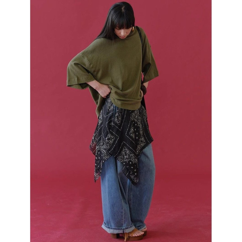 Vaikų ahato papuošalai su konstelacijos forma – minimalistinis stilius, aliejaus paviršius, 2021 metų vasara