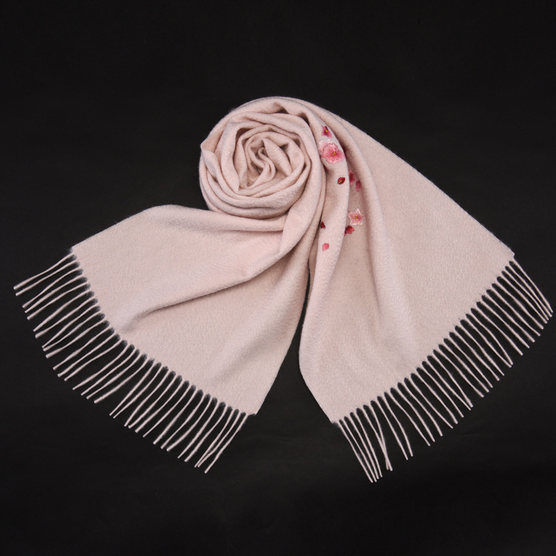 Кашмирен шал/пелерина, 100% кашмир, ръчно бродирано, зимна употреба