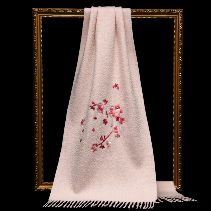 Кашмирен шал/пелерина, 100% кашмир, ръчно бродирано, зимна употреба