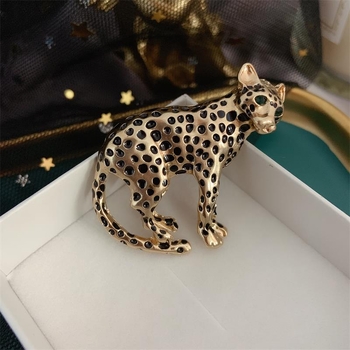 Brosa cu design leopard în ulei, material aliaj, placare cu aur, stil retro, unisex – accesoriu decorativ
