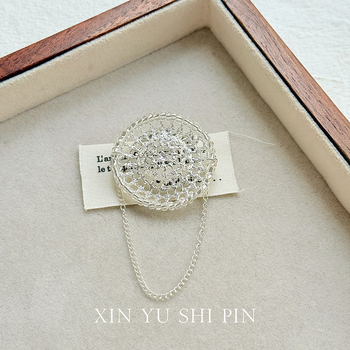 Broșă în stil franțuzesc, pălărie din paie țesută cu găuri, aliaj, electroplacare, vara 2025, stil personalitate